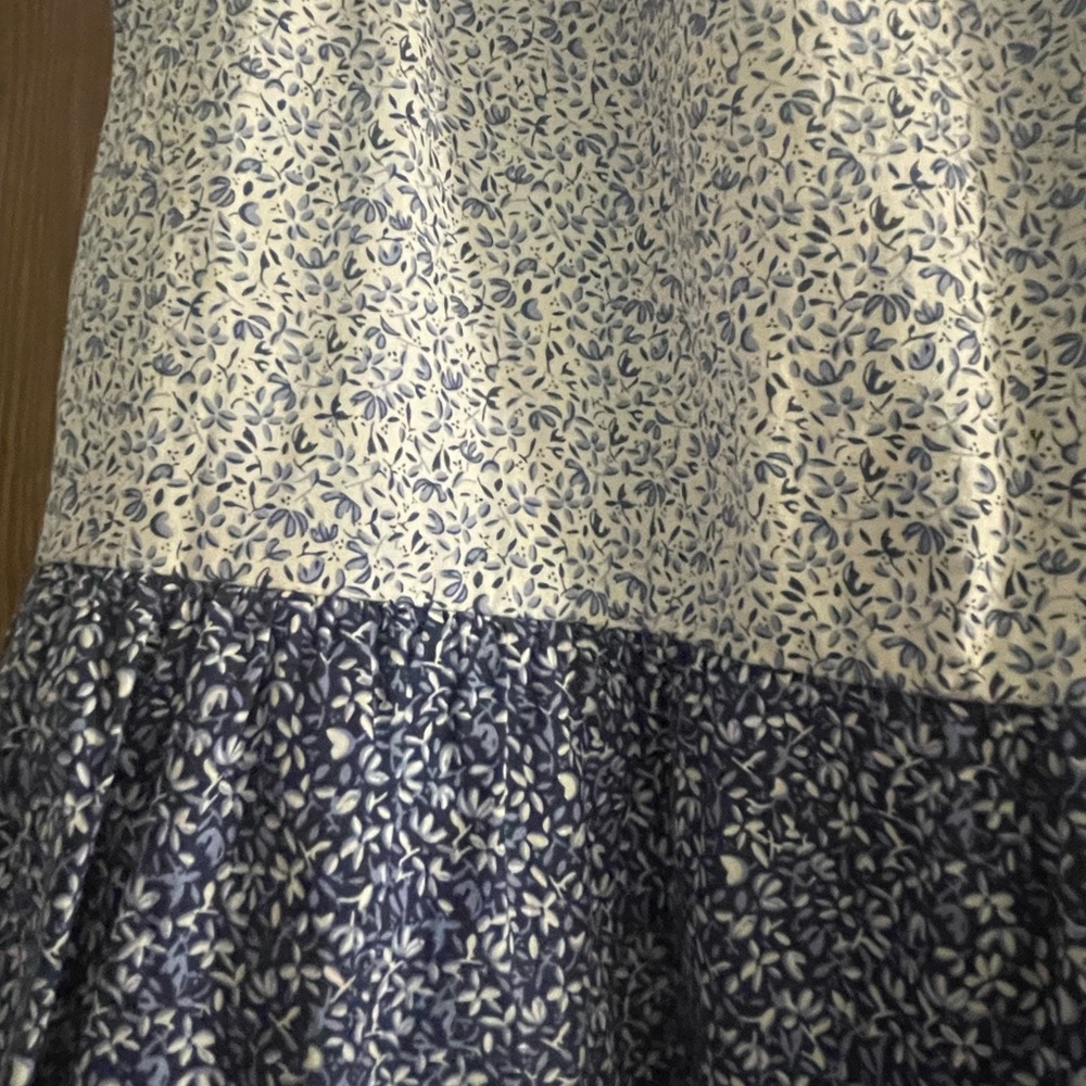 English Factory Dress Size S EUC - Picture 2 of 2